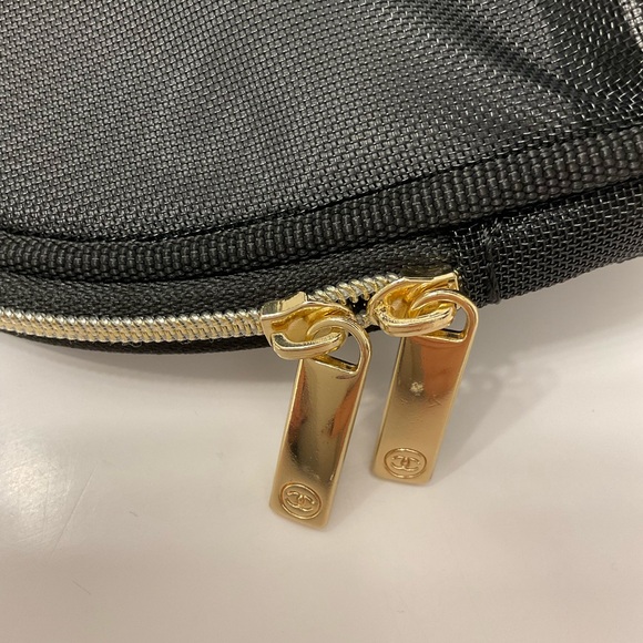 NIP CHANEL Beauty Mesh Tote bag & pouch - Picture 8 of 11